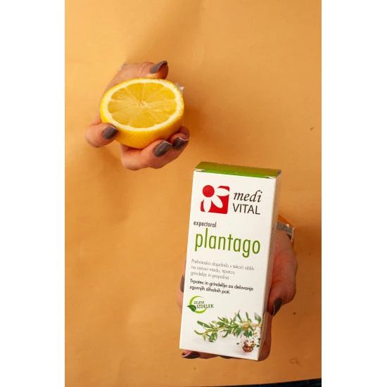 Sirup za kašelj Expectoral plantago 200 ml Sirup za kašelj z izvlečki zelišč